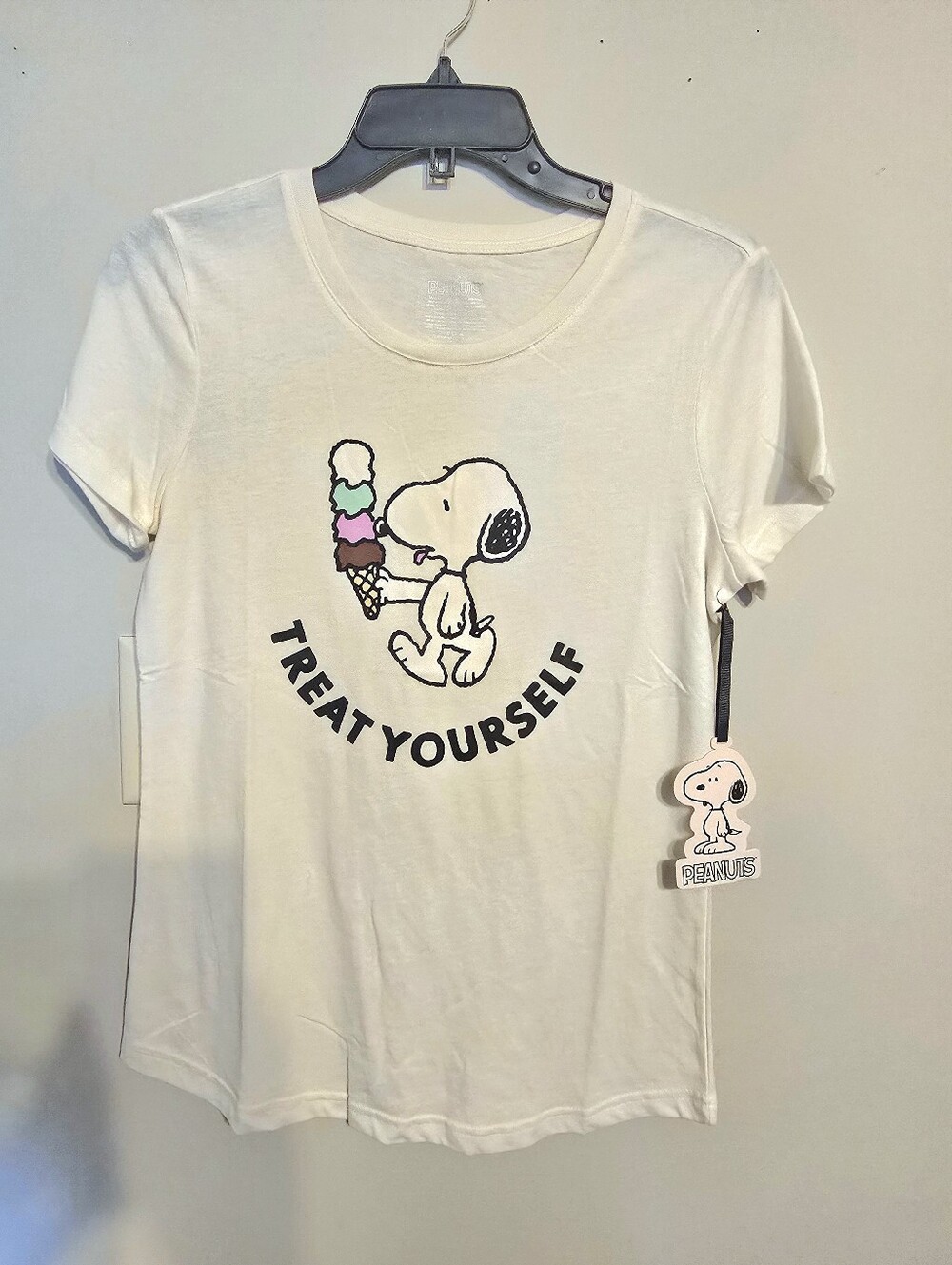 Peanuts Cream Snoopy 'Treat Yourself'  Tee with Ice Cream Graphic